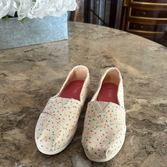 TOMS Pastel Triangle Shoes - Picture 3 of 7